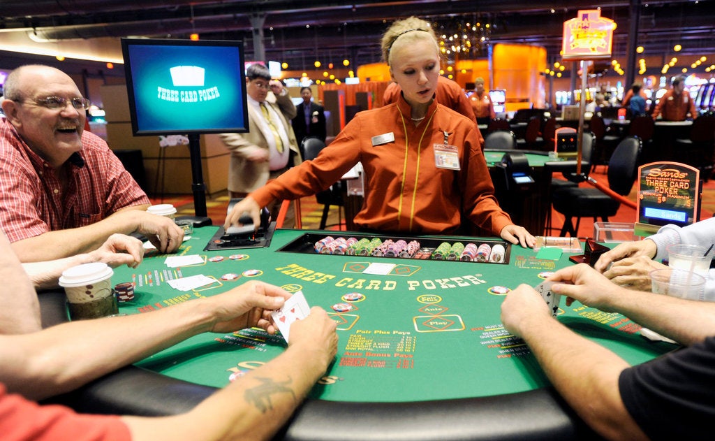 The Psychology of Gambling: How to Stay in Control While Playing